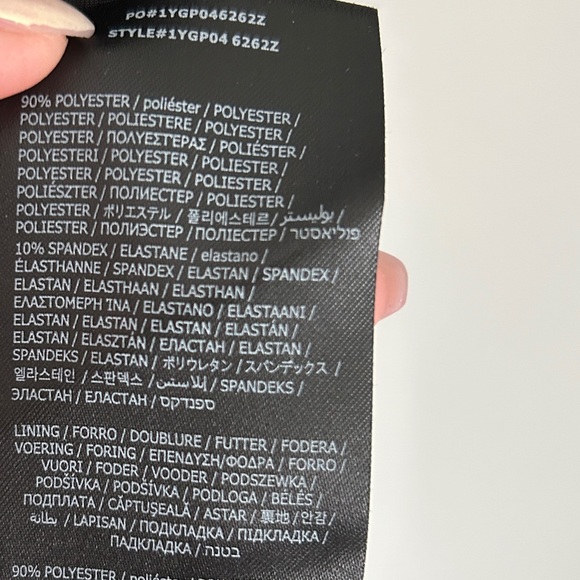 GUESS by Marciano Sleeveless Bodysuit with plunging neckline 🌚🖤 - Picture 6 of 8